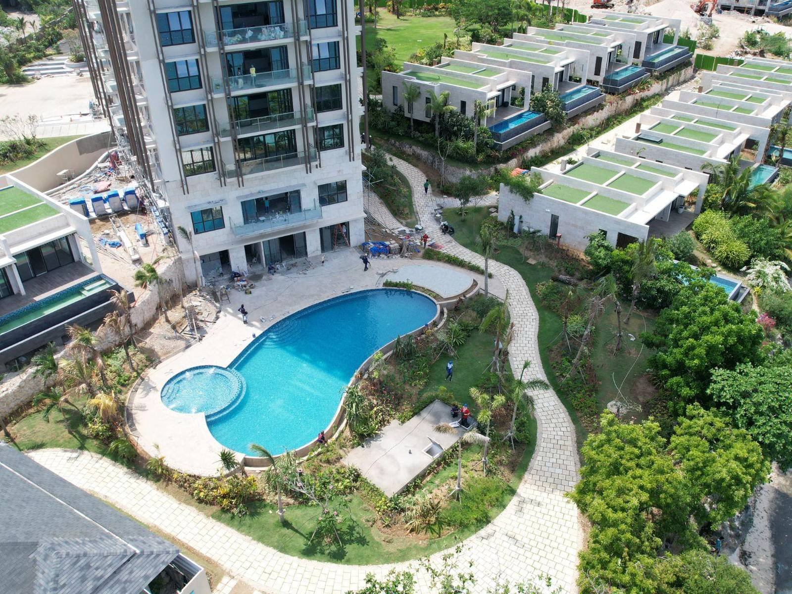 Residential pool